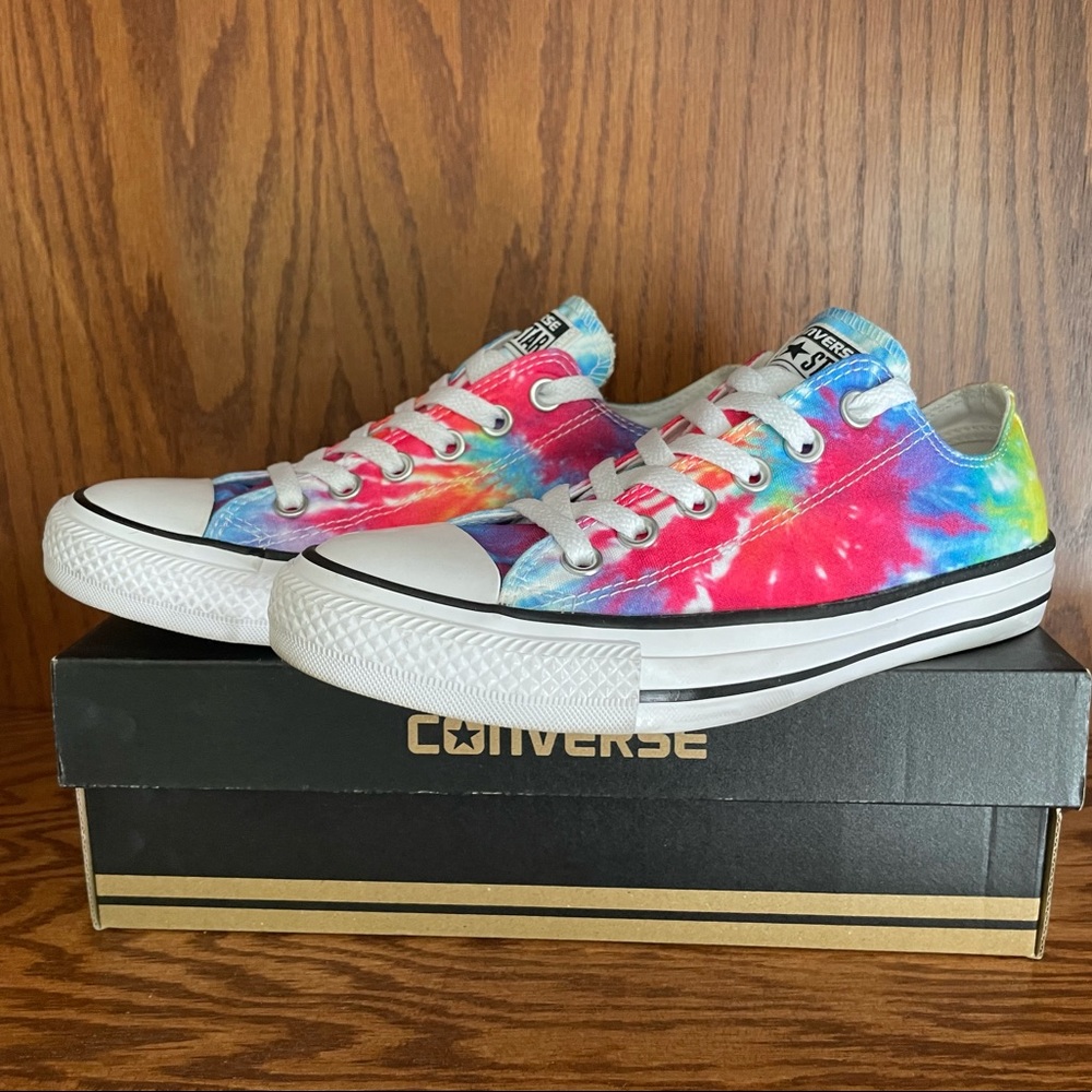 Converse All Star Tie- Dye Size 7 Women or 5 Men